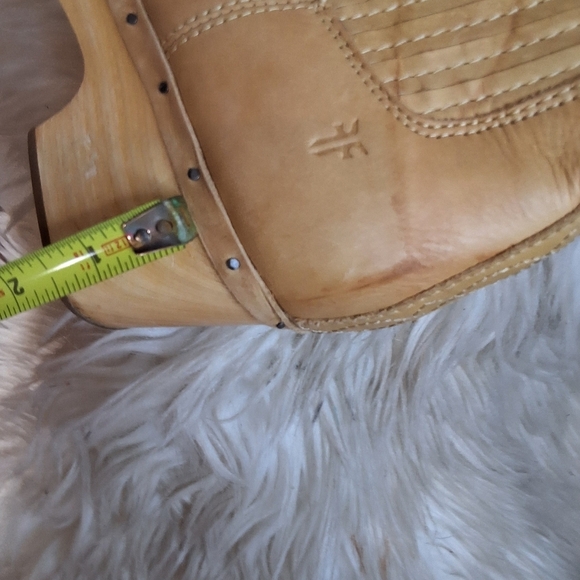 Frye Natural Leather Clog Boots 8 - Picture 10 of 14